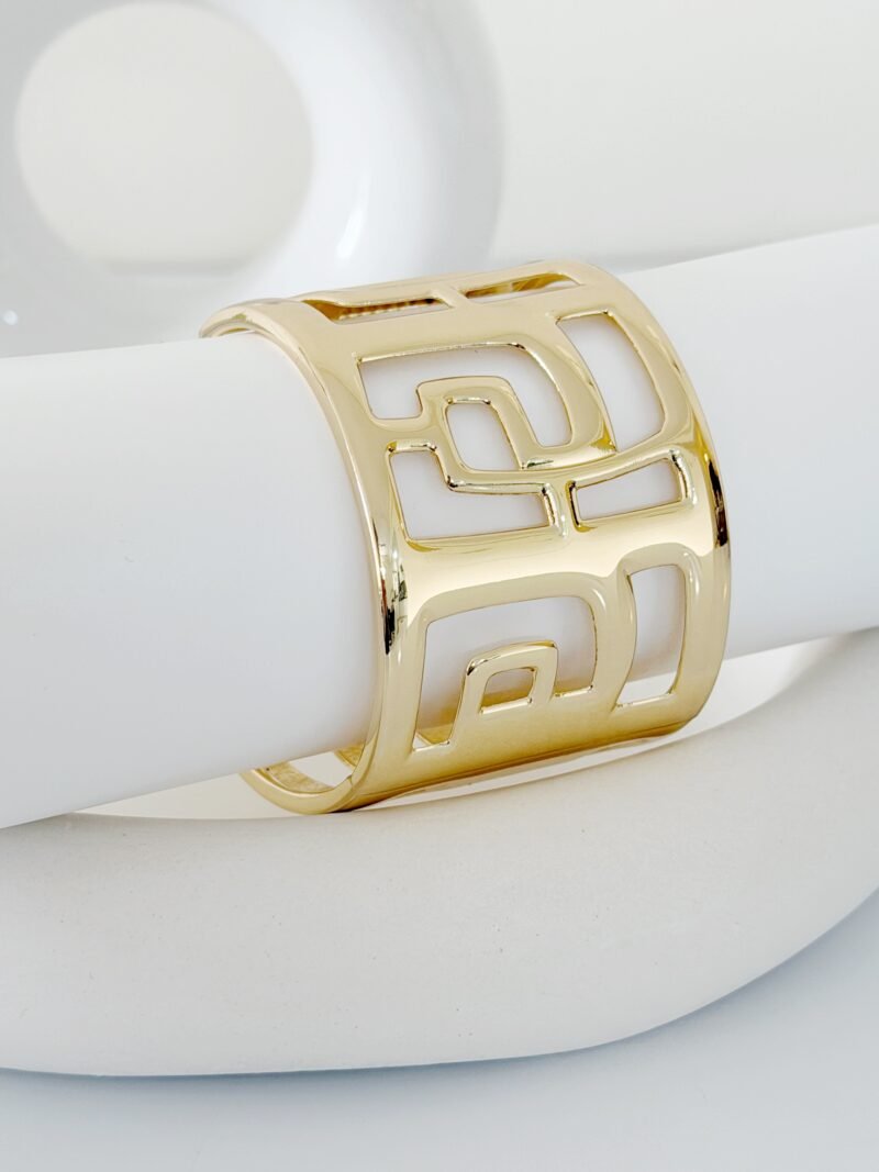 Labyrinth Cuff