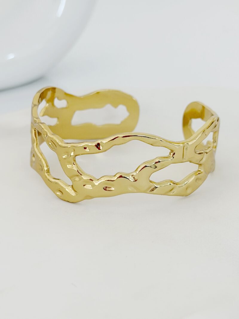 IMG_0955_SnapseedCopy Aurea Cuff